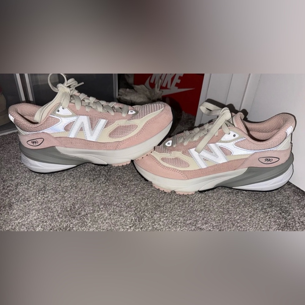 New Balance Women's Pink and White Sneakers